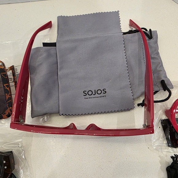 Bundle Of 14 SunGlasses & Eye Glasses. Red Sojos,2 Reading Glasses +2.5, 3 Spot - Picture 6 of 15